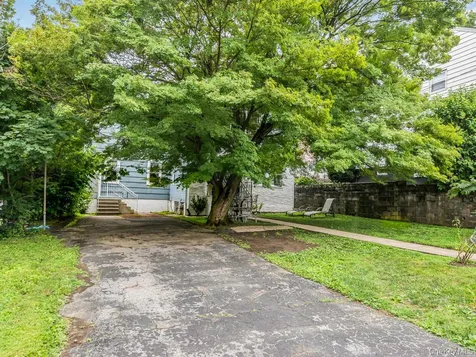642 Park Avenue Yonkers NY 10703