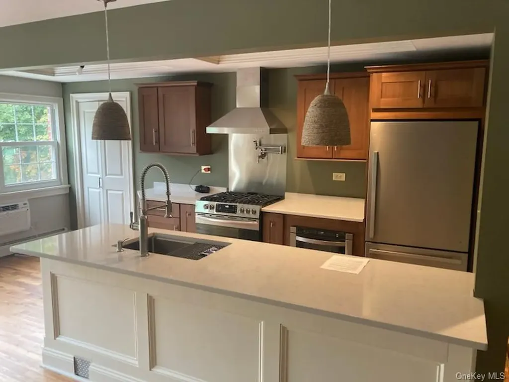 2 Colonial Road Beacon NY 12508