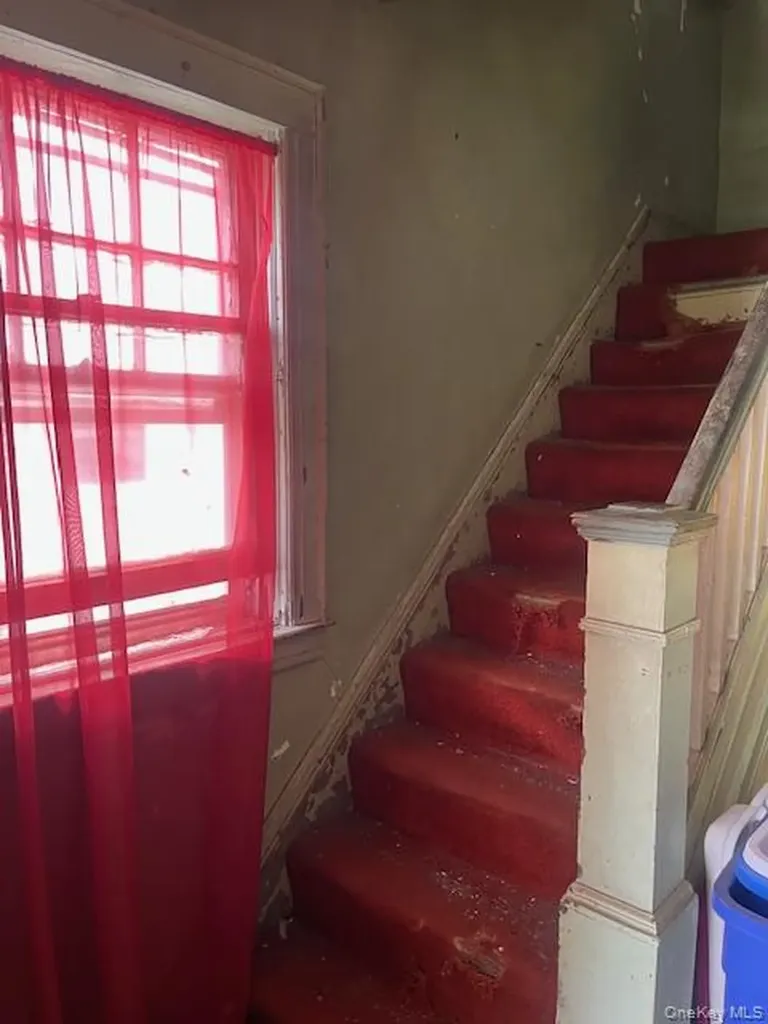 9226 217th Street Queens Village NY 11428