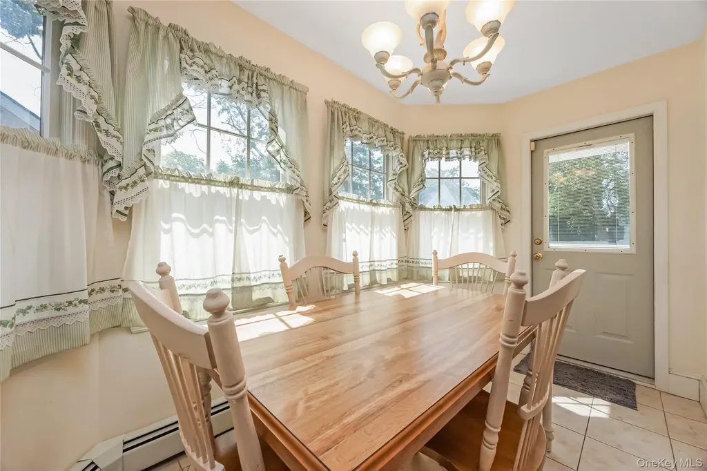 69 Vernon Avenue Rockville Centre NY 11570
