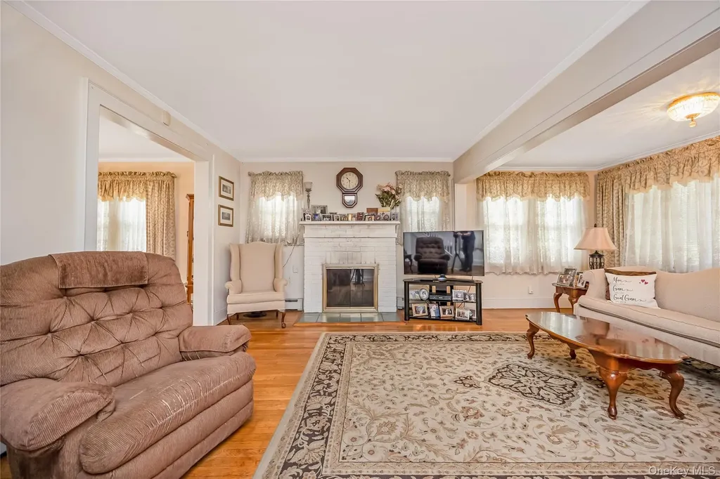 69 Vernon Avenue Rockville Centre NY 11570