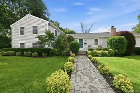 56 Glen Cove Drive Glen Head NY 11545