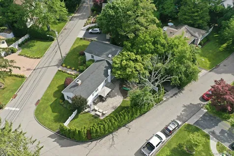 56 Glen Cove Drive Glen Head NY 11545