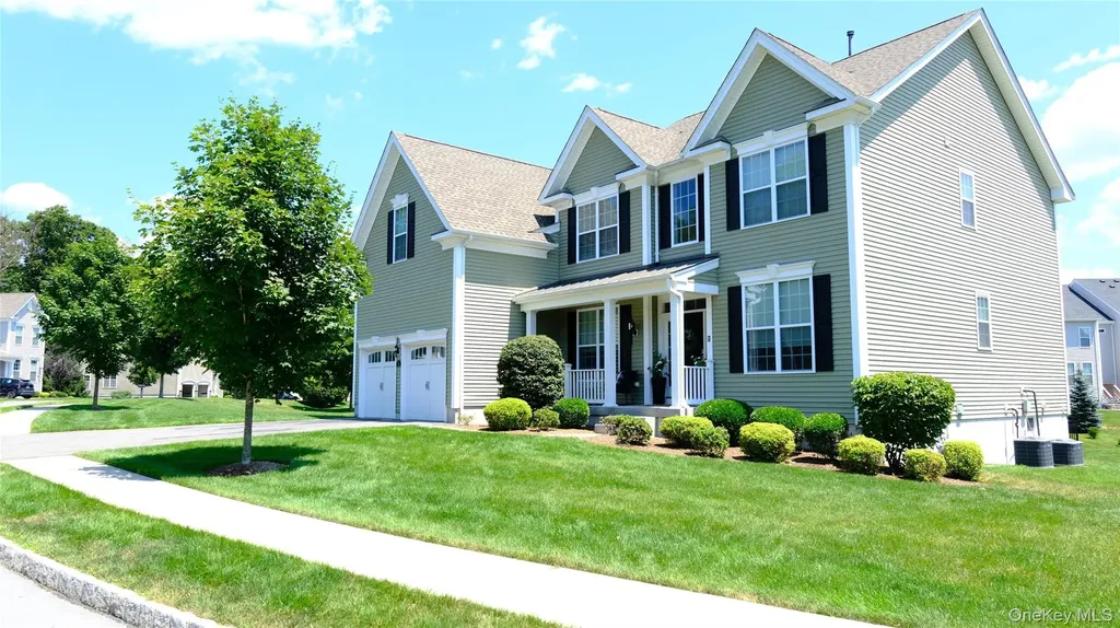 48 E Van Buren Way Hopewell Junction NY 12533