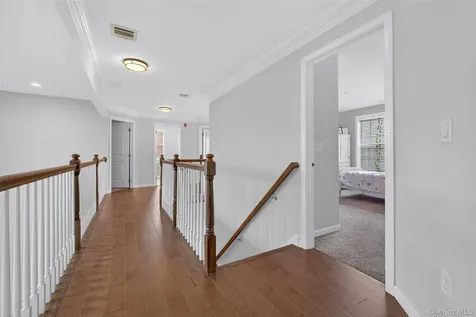 48 E Van Buren Way Hopewell Junction NY 12533