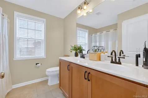 48 E Van Buren Way Hopewell Junction NY 12533