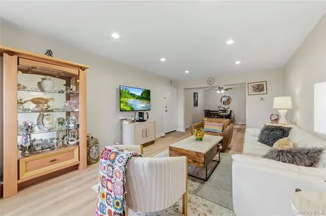 18 Hastings Court Yorktown Heights NY 10598