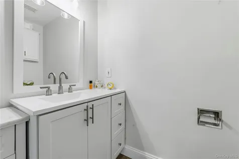 18 Hastings Court Yorktown Heights NY 10598