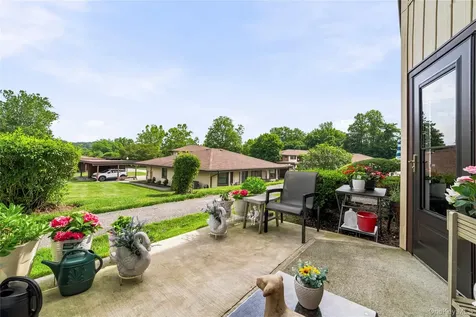 18 Hastings Court Yorktown Heights NY 10598