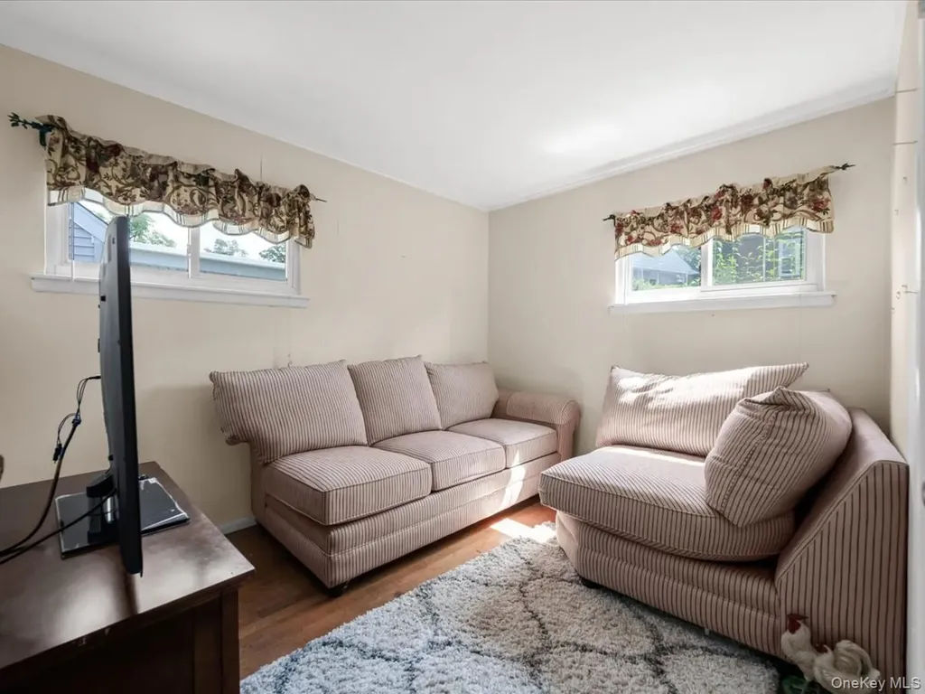 42 Berkshire Road Yonkers NY 10710
