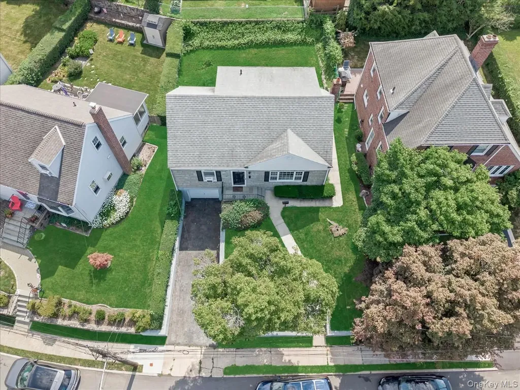 42 Berkshire Road Yonkers NY 10710