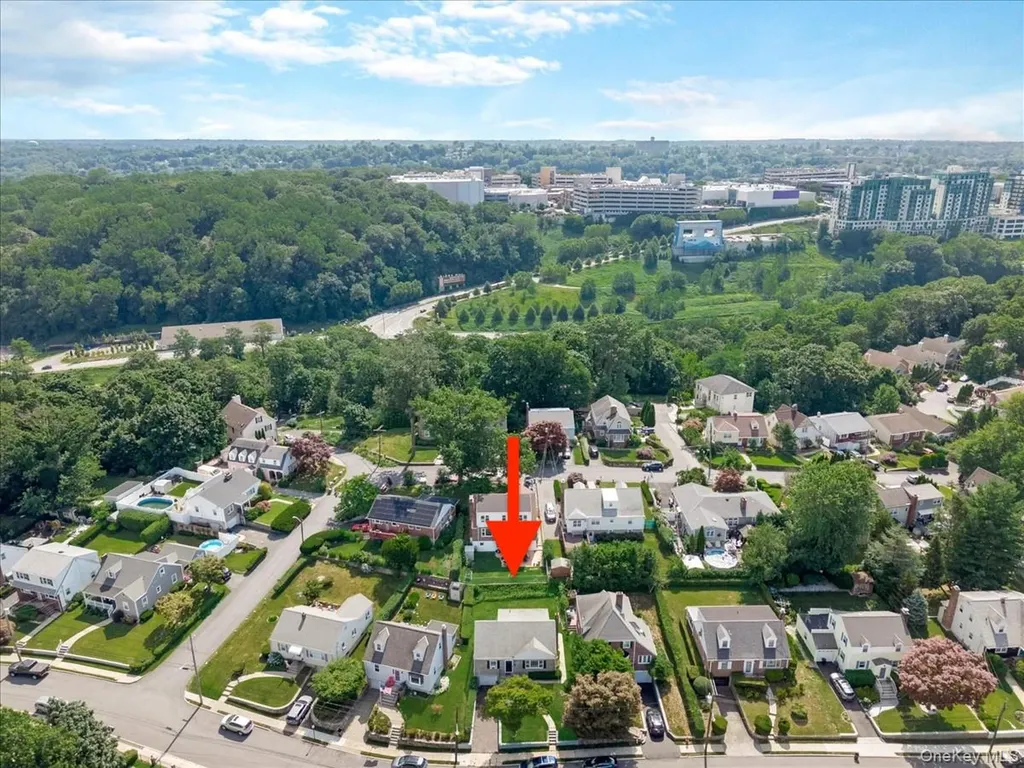 42 Berkshire Road Yonkers NY 10710