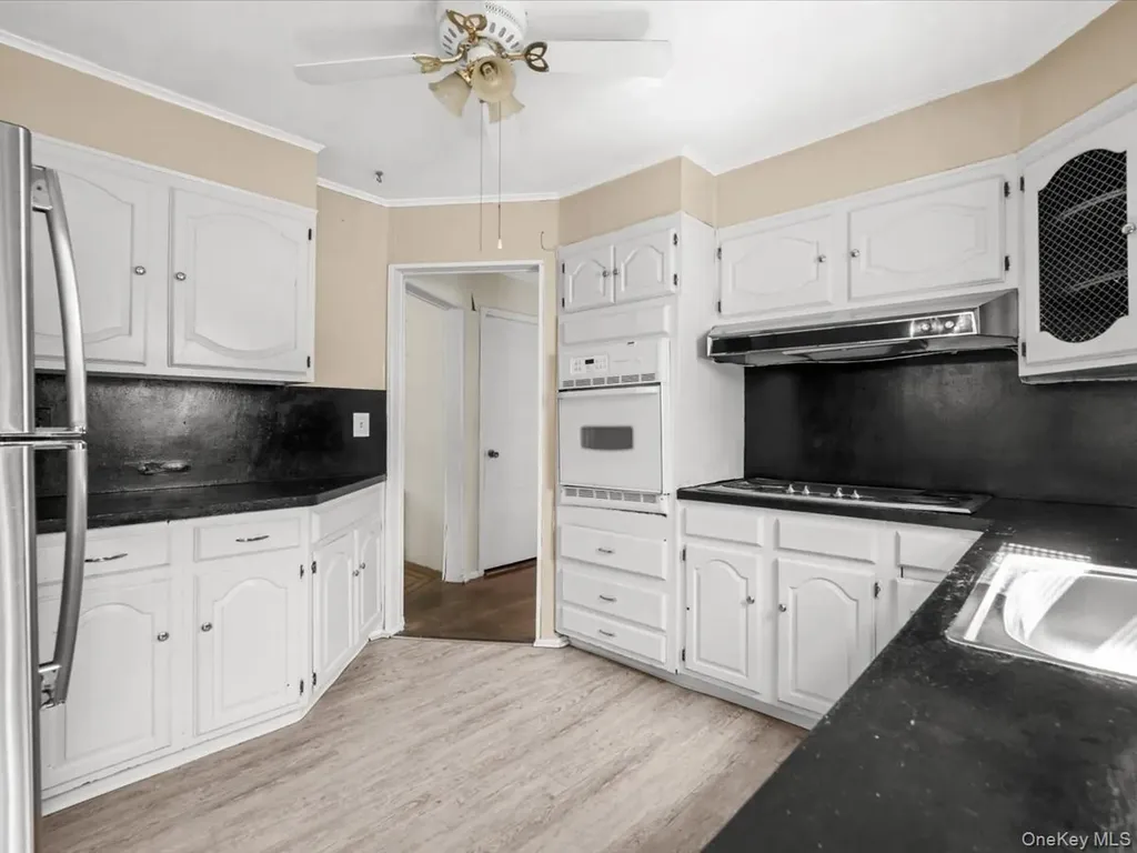 42 Berkshire Road Yonkers NY 10710