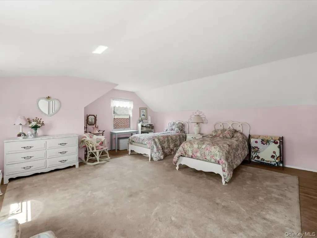 42 Berkshire Road Yonkers NY 10710