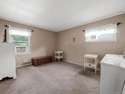 42 Berkshire Road Yonkers NY 10710