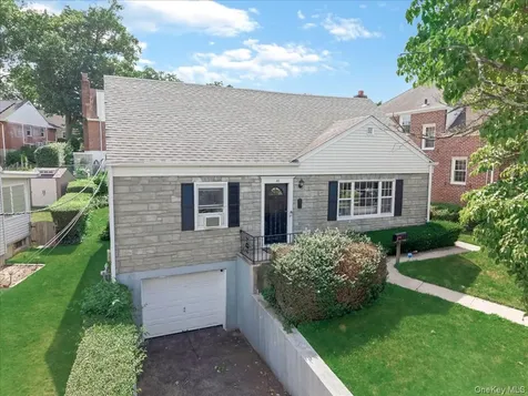 42 Berkshire Road Yonkers NY 10710