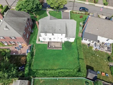 42 Berkshire Road Yonkers NY 10710