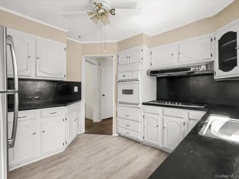 42 Berkshire Road Yonkers NY 10710