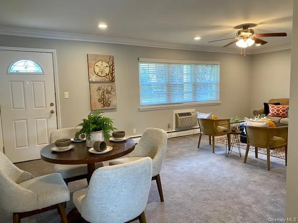 2 Claire Court West Babylon NY 11704