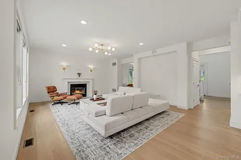 17 Stableview Lane Brewster NY 10509