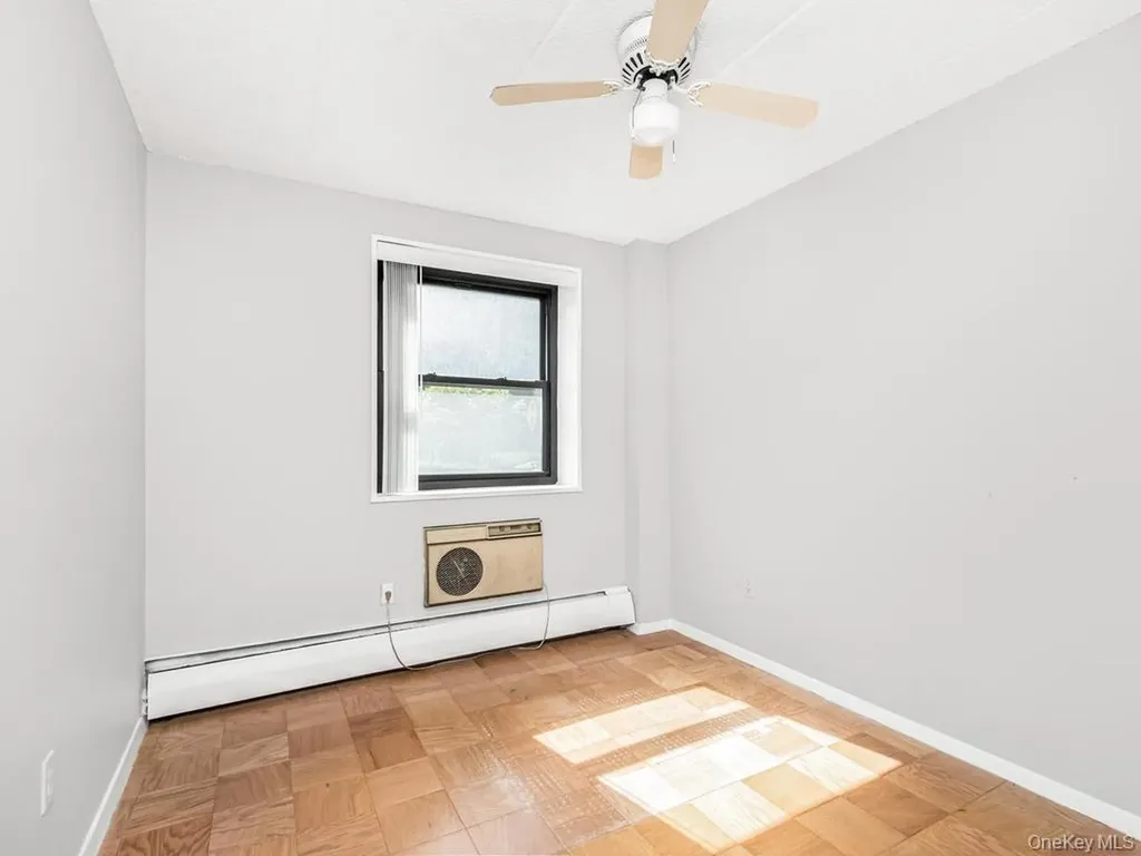 1085 Warburton Avenue Yonkers NY 10701