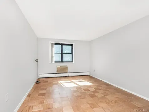 1085 Warburton Avenue Yonkers NY 10701