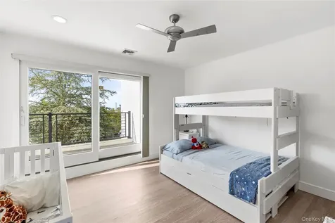 12 Bay Meadow Lane Westhampton NY 11977