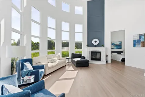 12 Bay Meadow Lane Westhampton NY 11977