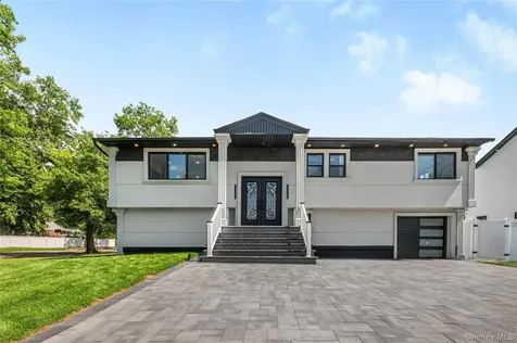 274 Central Park Road Plainview NY 11803