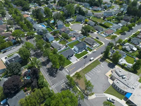 274 Central Park Road Plainview NY 11803