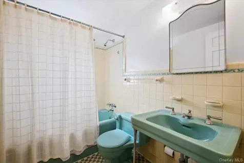 115 Ogden Avenue White Plains NY 10605