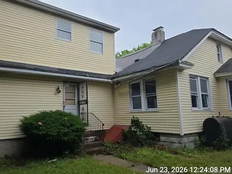 34 N Baldwin Place Massapequa NY 11758