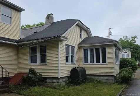 34 N Baldwin Place Massapequa NY 11758