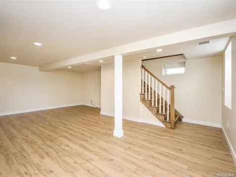 125 15th Avenue Sea Cliff NY 11579