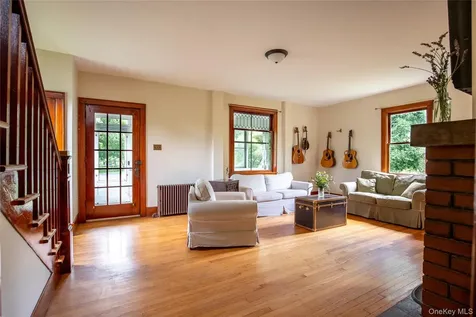 15 Wildey Road Barrytown NY 12507