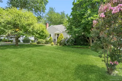 21 Circle Drive Glen Cove NY 11542