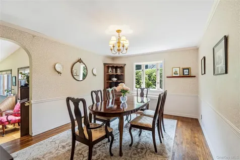 21 Circle Drive Glen Cove NY 11542
