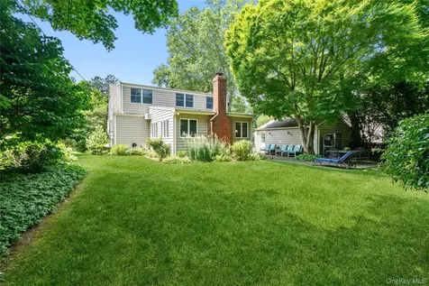 21 Circle Drive Glen Cove NY 11542