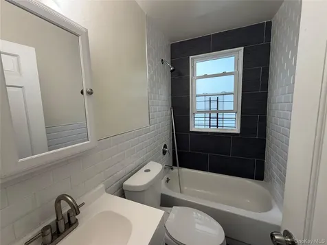 182 Ashford Avenue Dobbs Ferry NY 10522