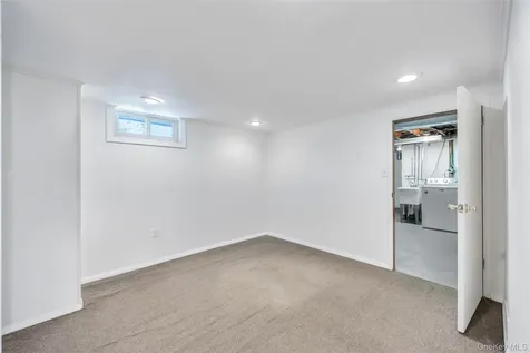 42 Crescent Street Hicksville NY 11801