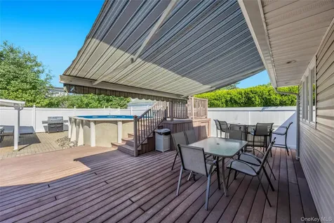 42 Crescent Street Hicksville NY 11801
