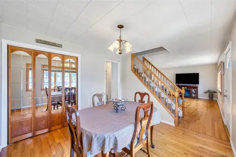 42 Crescent Street Hicksville NY 11801