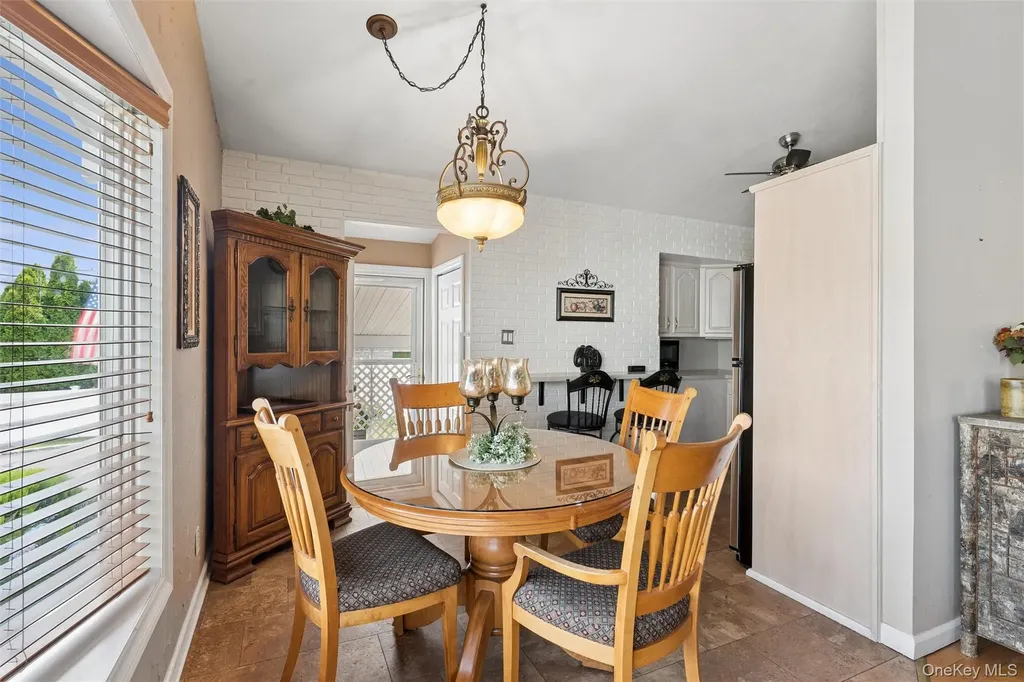 114 Miller Road Hicksville NY 11801