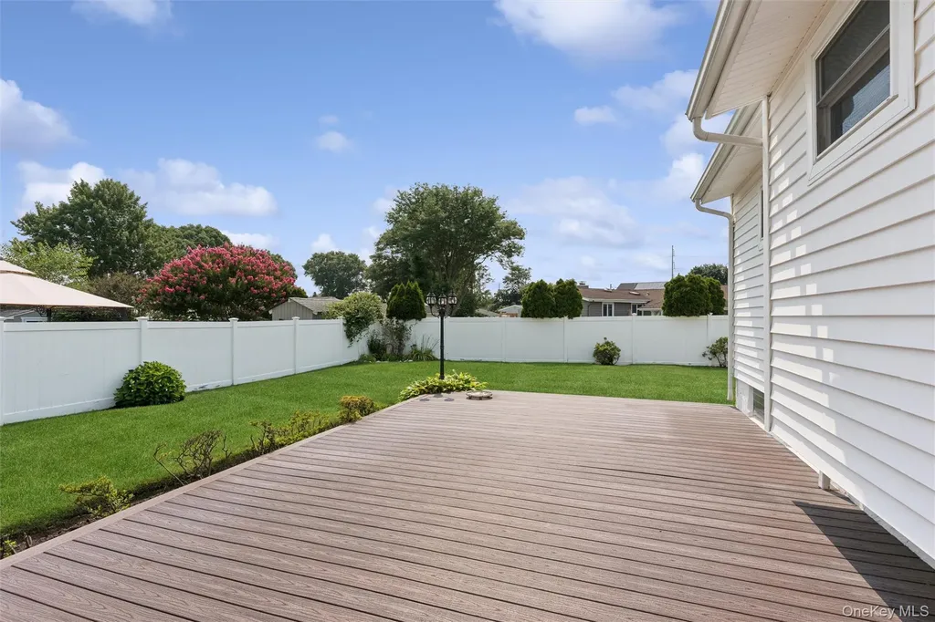114 Miller Road Hicksville NY 11801