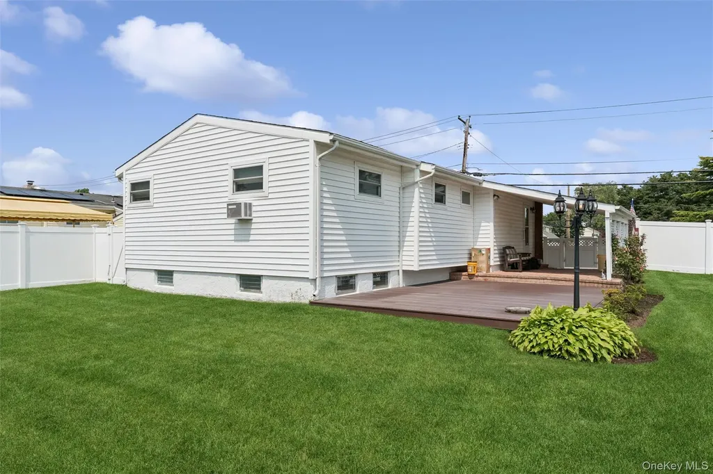 114 Miller Road Hicksville NY 11801