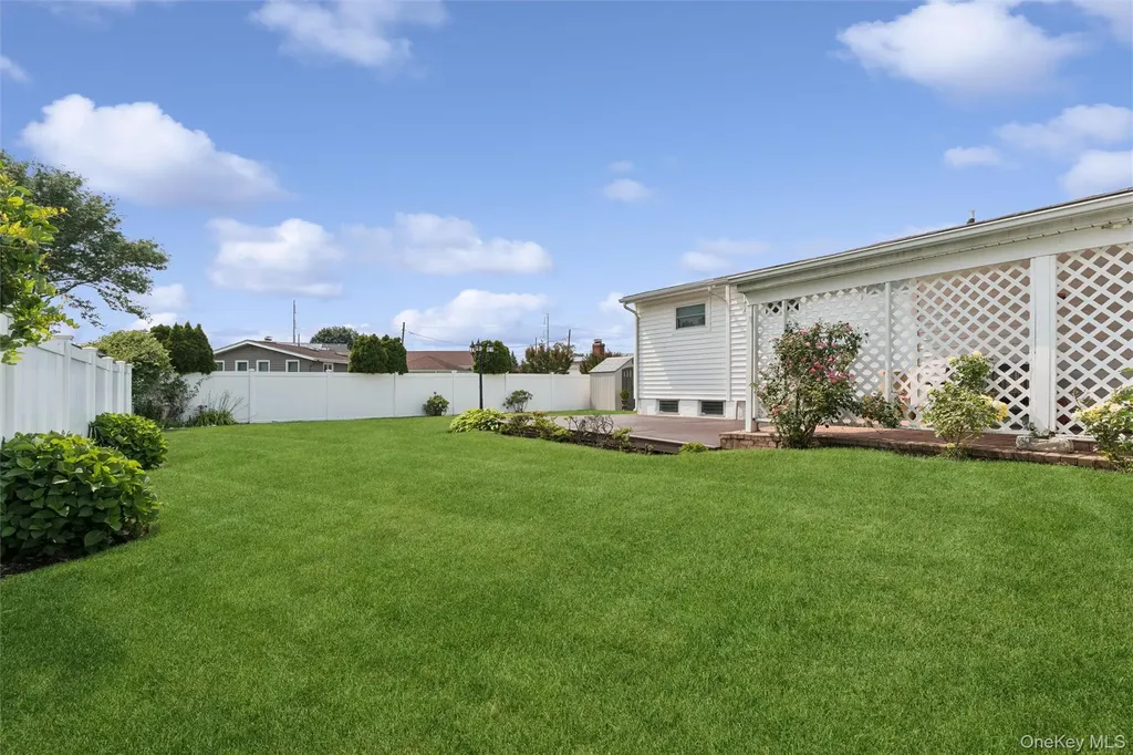 114 Miller Road Hicksville NY 11801