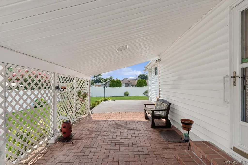 114 Miller Road Hicksville NY 11801