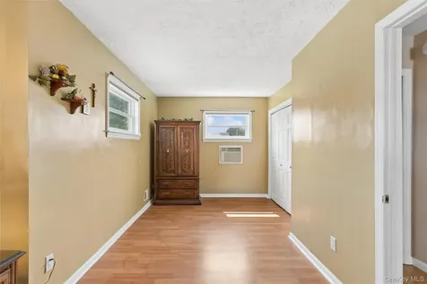 114 Miller Road Hicksville NY 11801