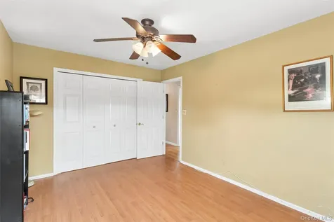 114 Miller Road Hicksville NY 11801