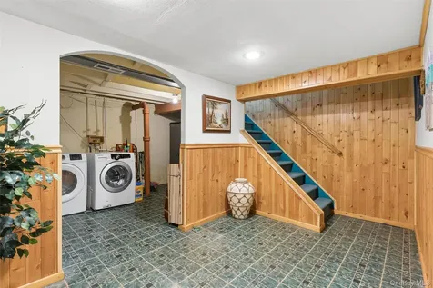 114 Miller Road Hicksville NY 11801